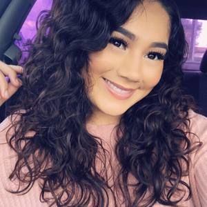 Meet your Posher, Anna rose